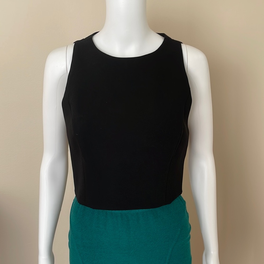 Alice+Olivia Black Mock Neck Sleeveless Top. Sz 10 NWT